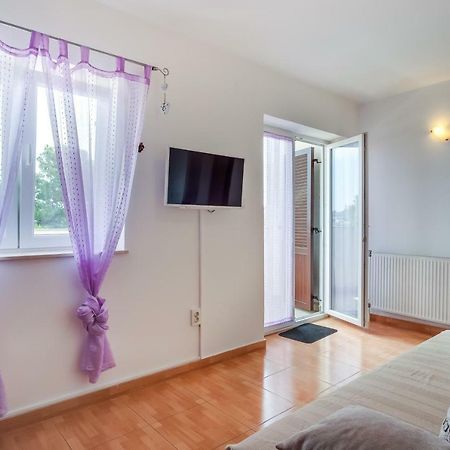 Apartment Senka 말리로시니 외부 사진
