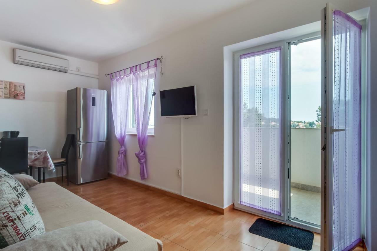 Apartment Senka 말리로시니 외부 사진