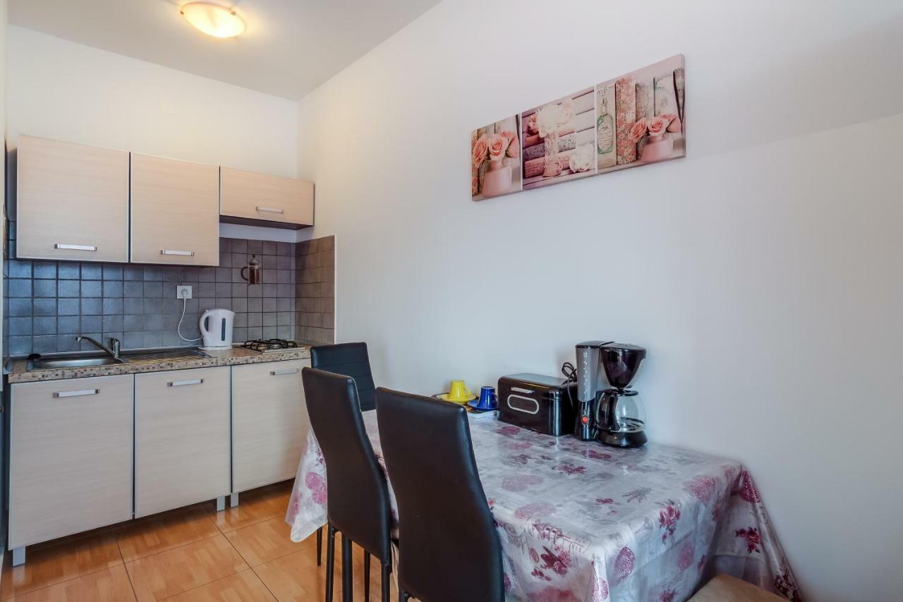 Apartment Senka 말리로시니 외부 사진